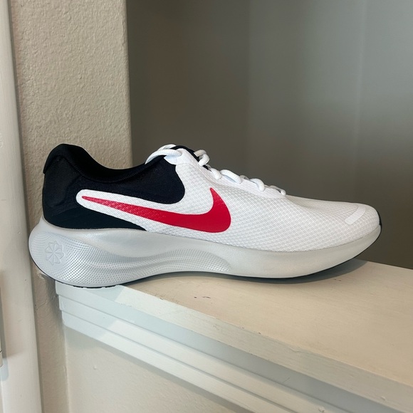 Brand New Nike REVOLUTION 7 Men's Photon Dust Fire Red Running Shoes Sz  12 - Picture 5 of 10